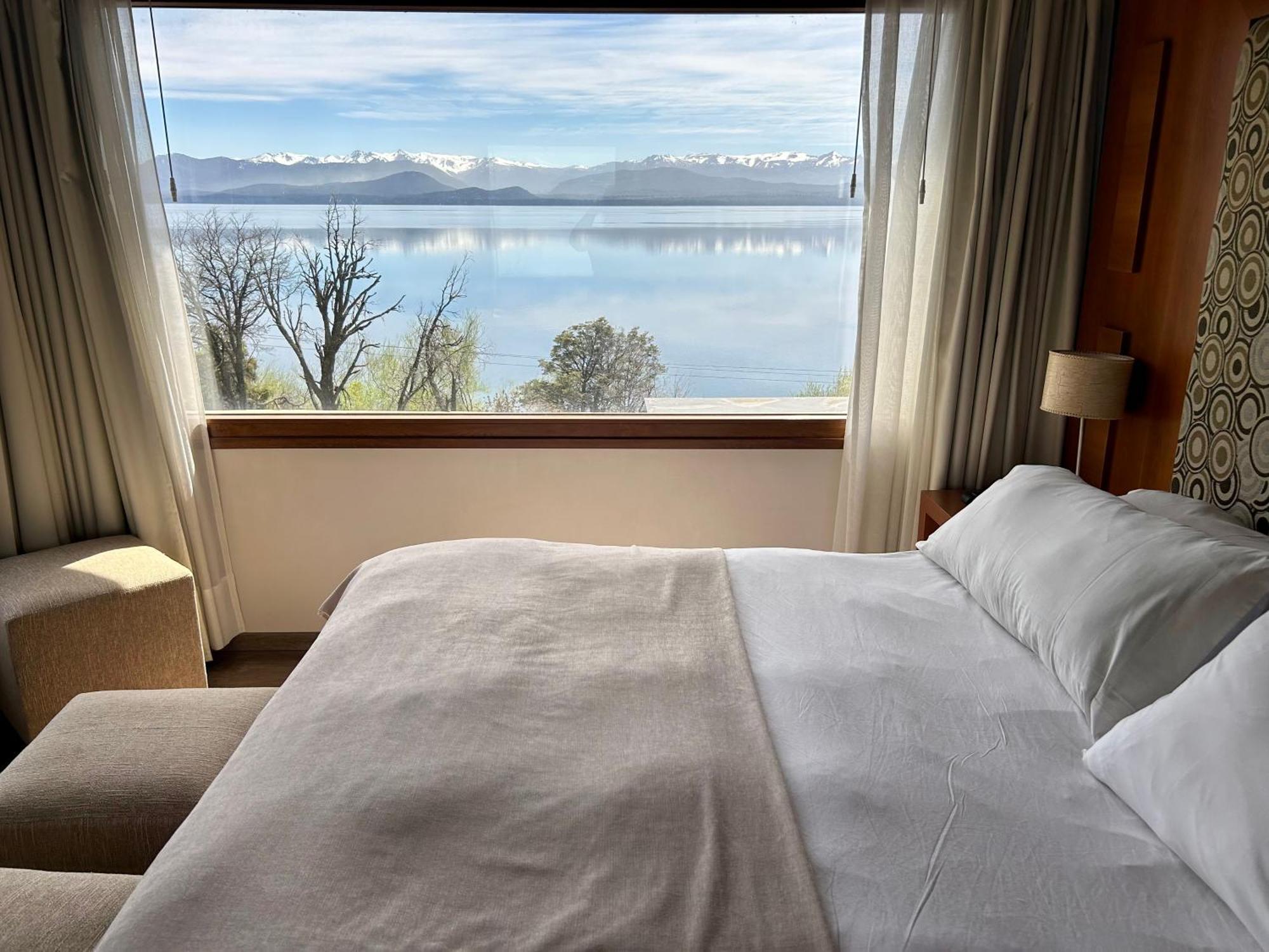 Bahia Paraiso Apart & Suites 산카를로스데바릴로체 외부 사진