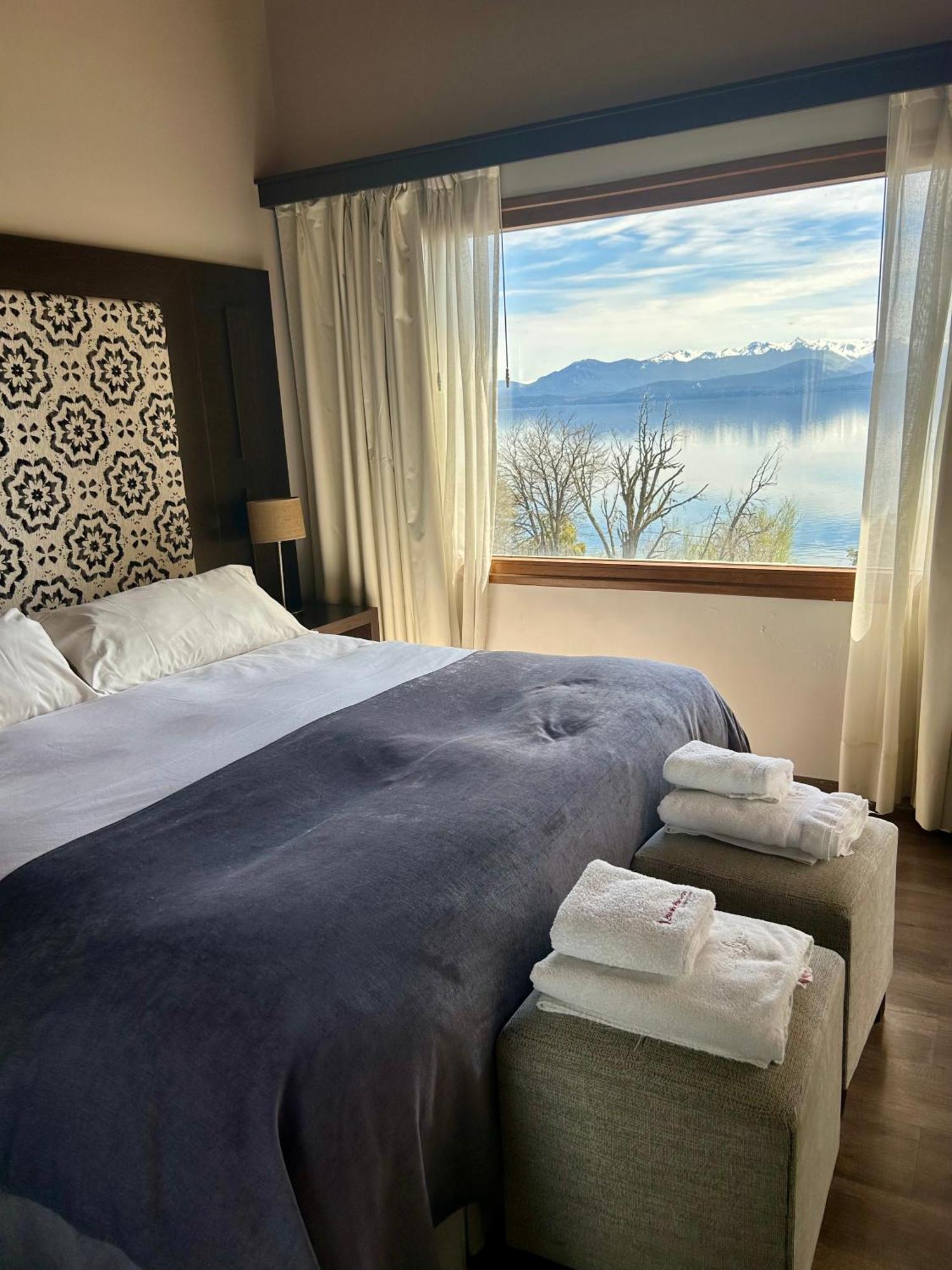 Bahia Paraiso Apart & Suites 산카를로스데바릴로체 외부 사진